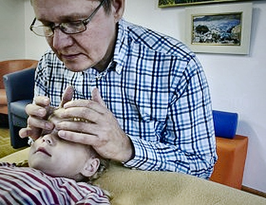 Kinderosteopathie – Behandlung Kleinkind
